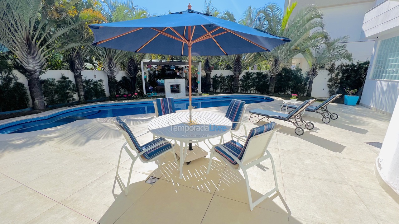 Casa para aluguel de temporada em Florianopolis (Jurerê Internacional)