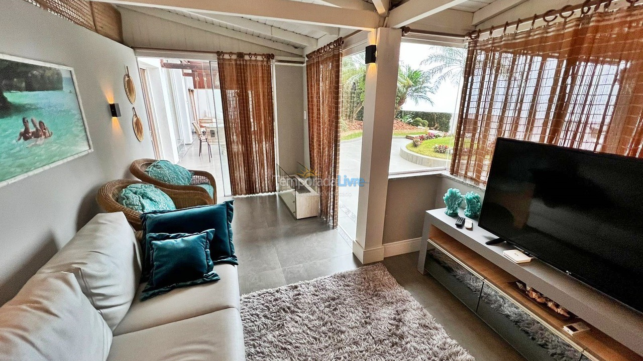 Apartamento para alquiler de vacaciones em Balneário Camboriú (Praia Central)