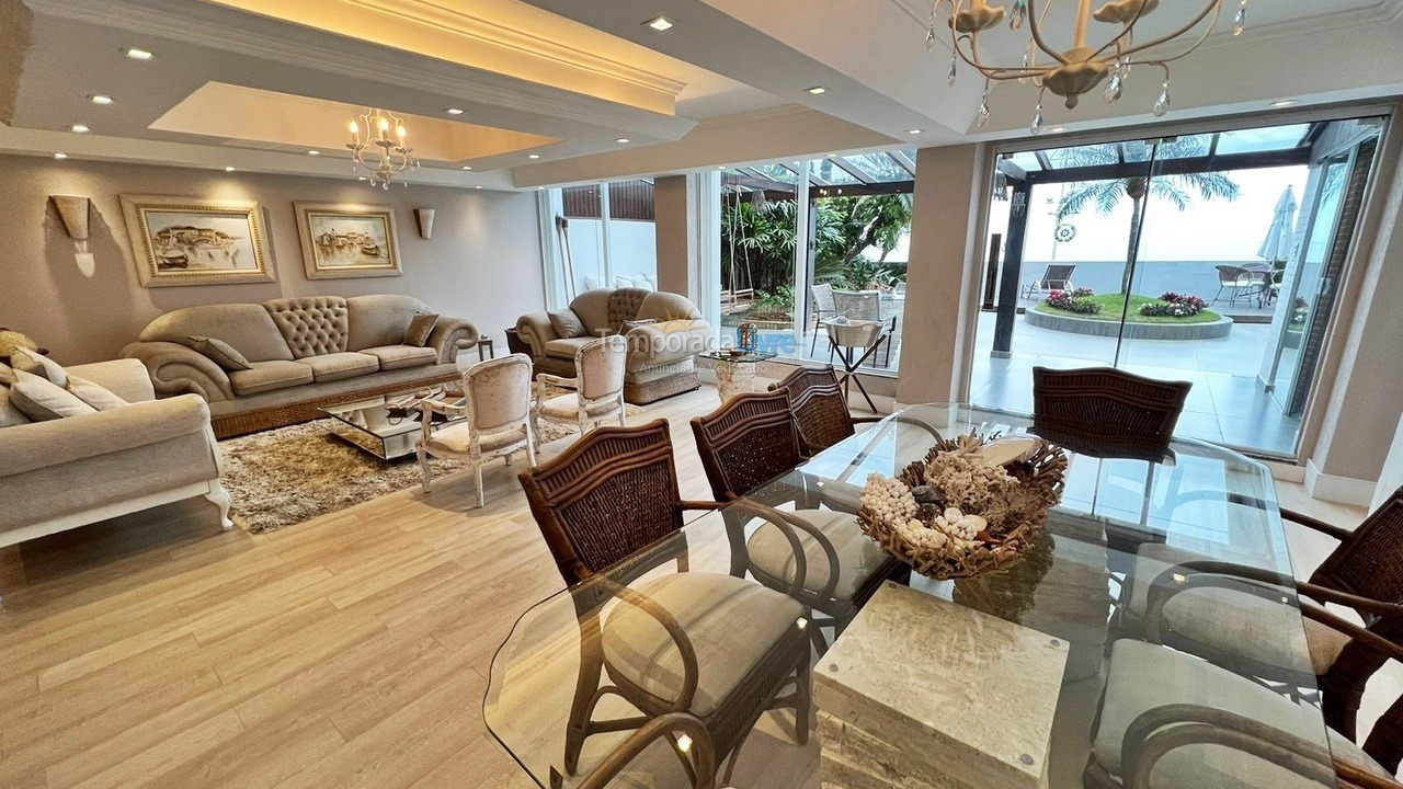 Apartamento para alquiler de vacaciones em Balneário Camboriú (Praia Central)