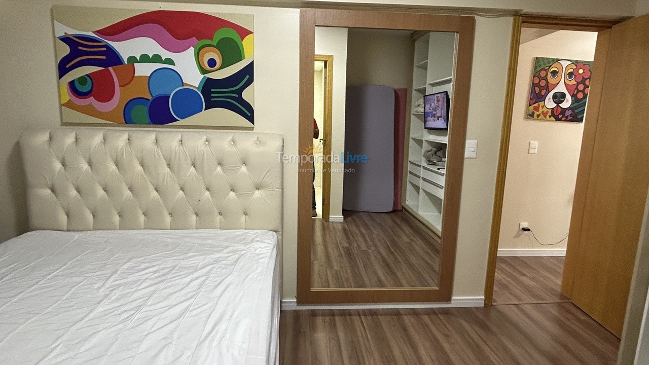 Apartamento para aluguel de temporada em Bombinhas (Praia de Bombas)