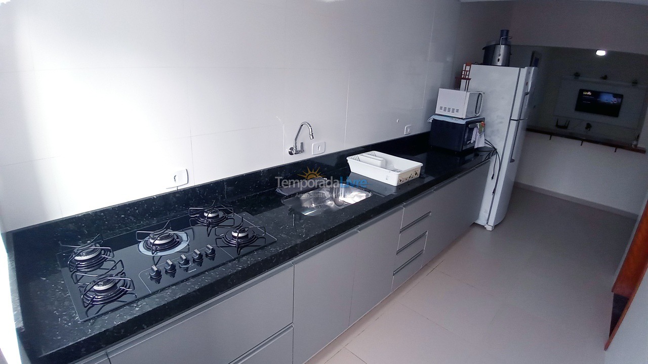 Casa para alquiler de vacaciones em Matinhos (Caiobá)