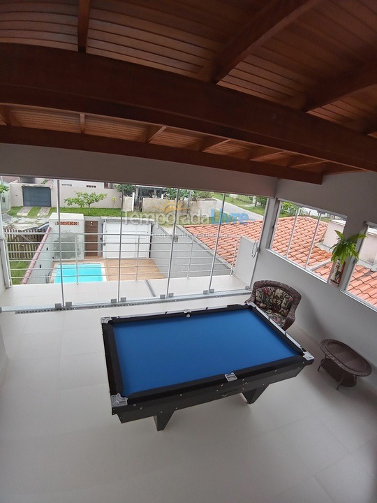 Casa para alquiler de vacaciones em Matinhos (Caiobá)