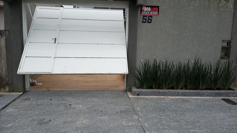 Adosado con piscina en Matinhos, prox playa con wifi para 12 personas