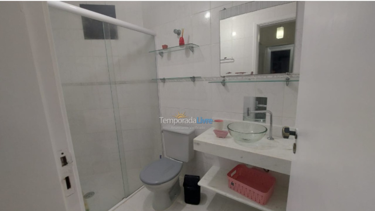 Apartment for vacation rental in Ubatuba (Praia das Toninhas)