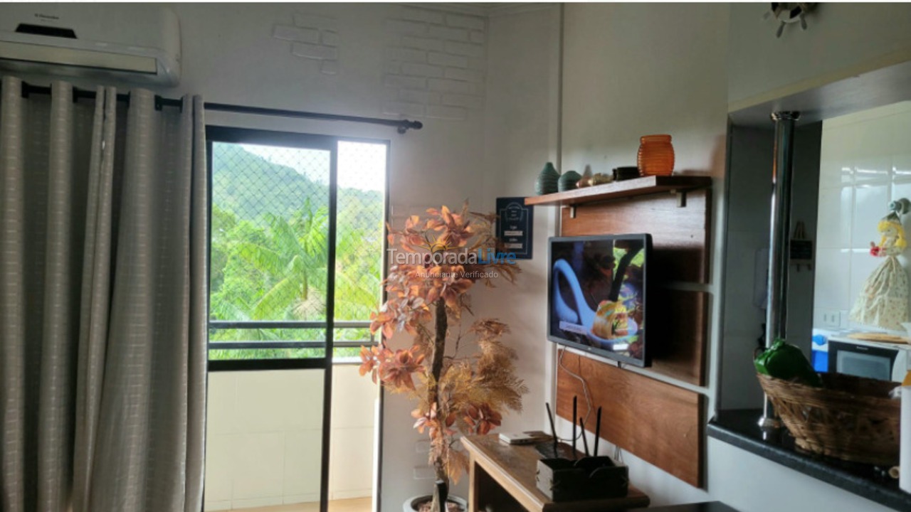 Apartment for vacation rental in Ubatuba (Praia das Toninhas)