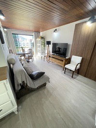 Fique perto da natureza vendo o mar.