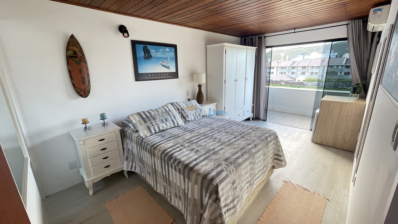 Apartamento para aluguel de temporada em Florianópolis (Praia Brava)