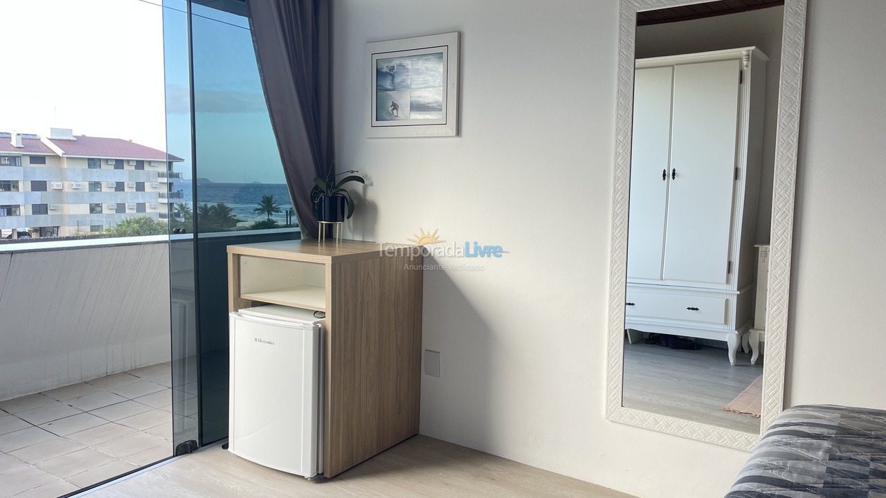 Apartamento para aluguel de temporada em Florianópolis (Praia Brava)