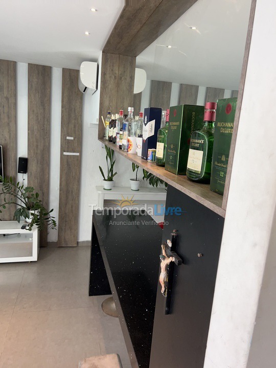 Casa para aluguel de temporada em Cabo Frio (Peró)