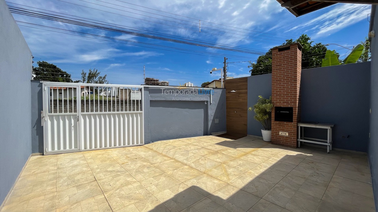 Casa para aluguel de temporada em Guarapari (Praia do Morro)