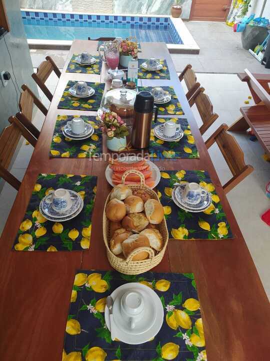 Casa para aluguel de temporada em Cruz (Praia do Prea)