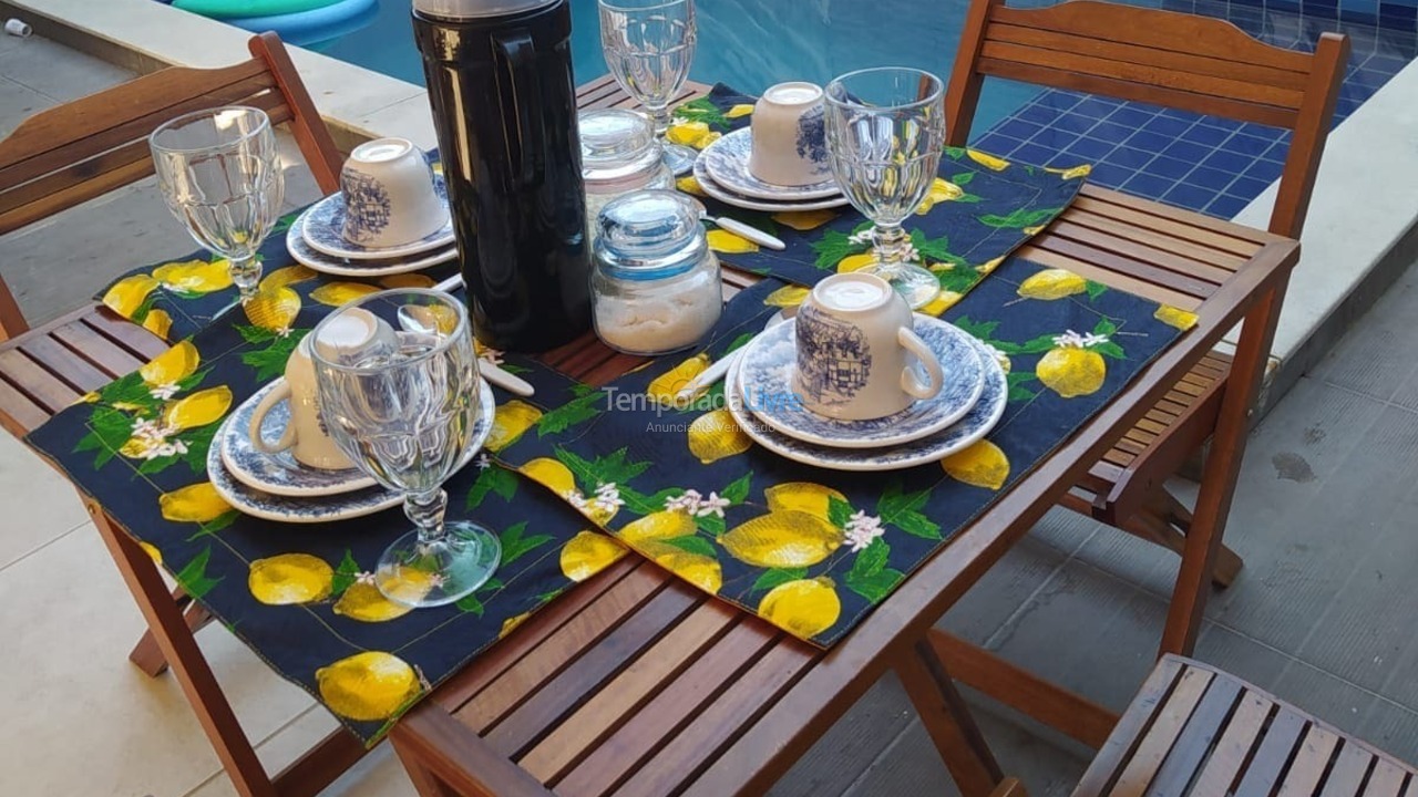 Casa para aluguel de temporada em Cruz (Praia do Prea)