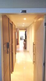 APARTAMENTO REFORMADO 1 SUITE + DORMITORIO FRENTE AL MAR