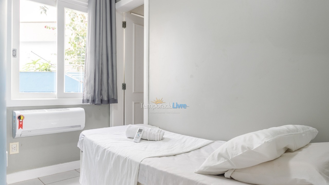 Casa para aluguel de temporada em Florianopolis (Jurerê Internacional)