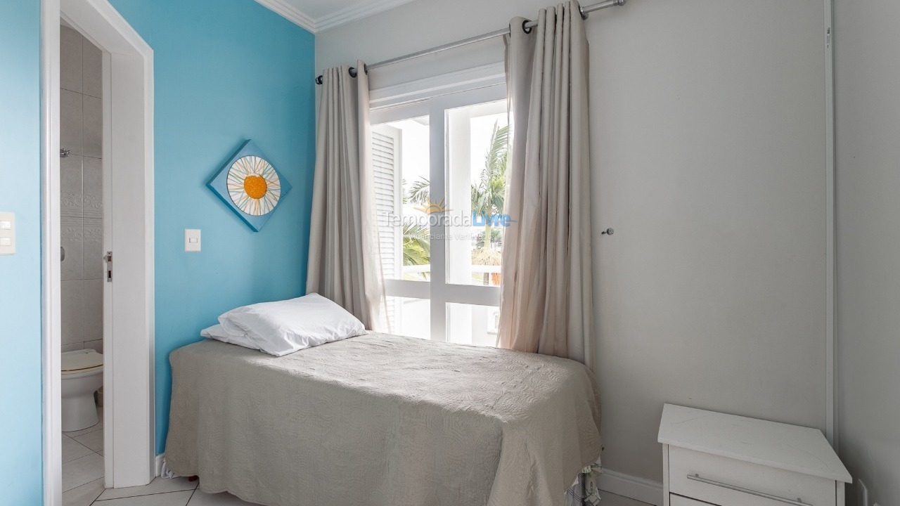 Casa para aluguel de temporada em Florianopolis (Jurerê Internacional)