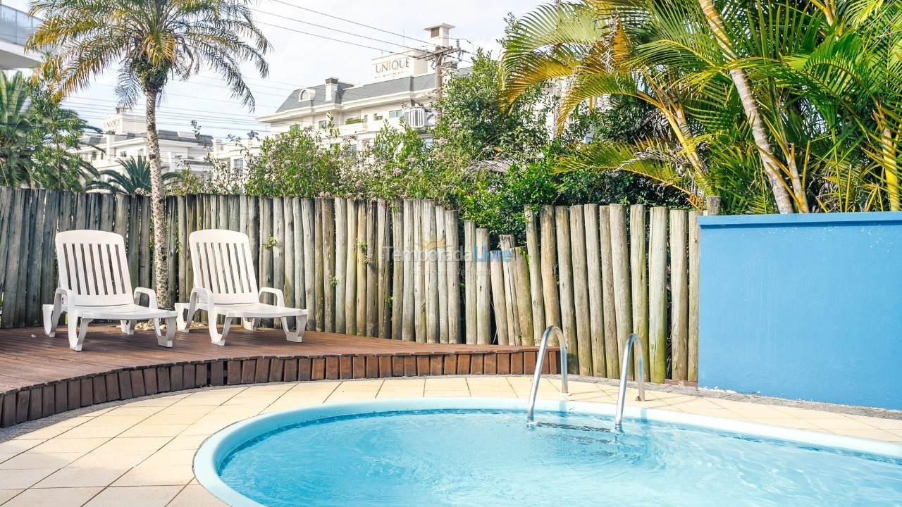 Casa para aluguel de temporada em Florianopolis (Jurerê Internacional)