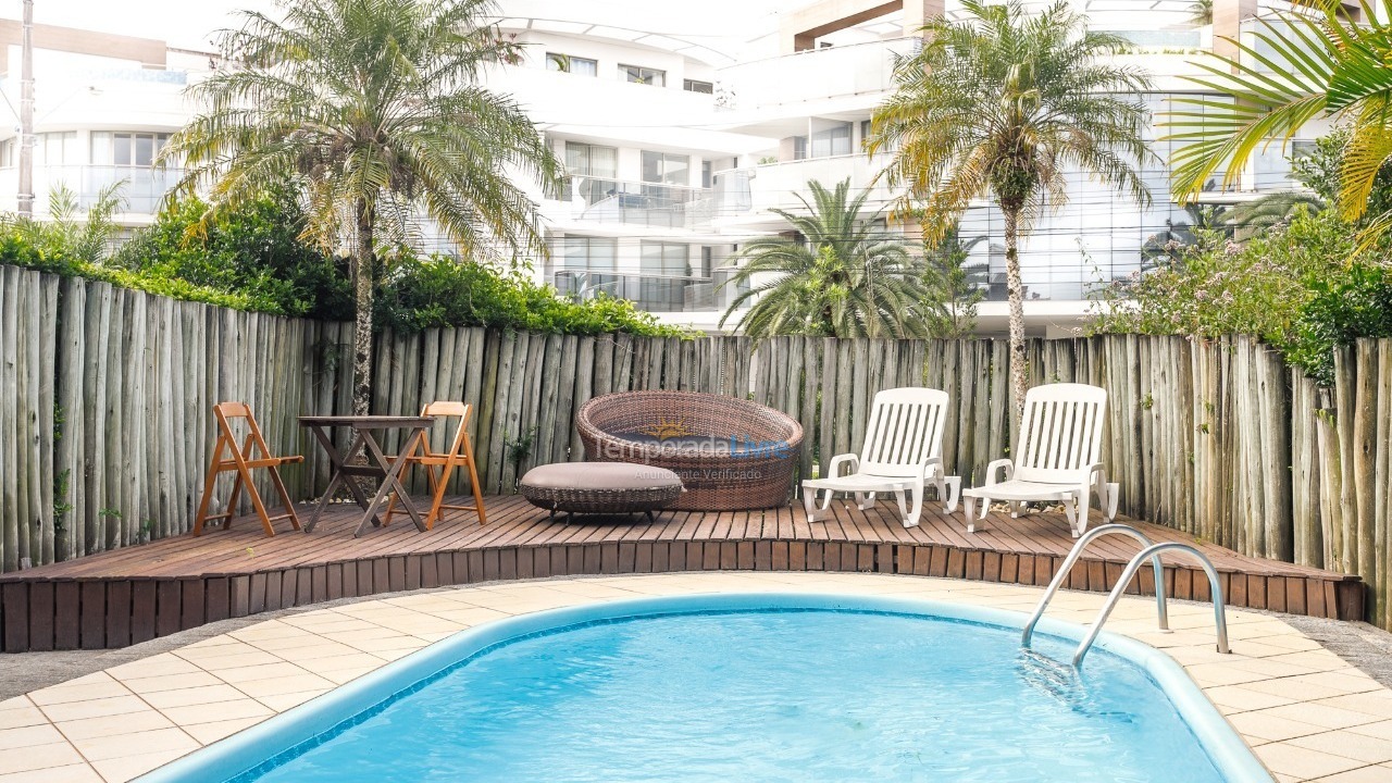 Casa para aluguel de temporada em Florianopolis (Jurerê Internacional)