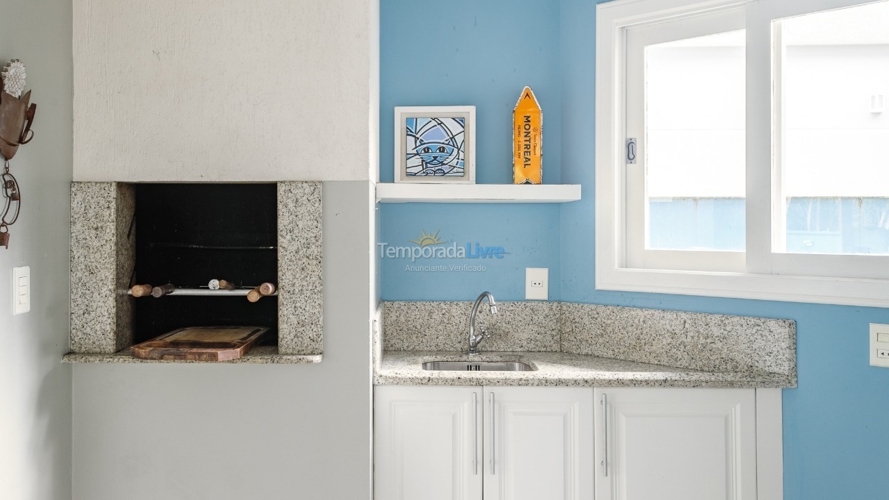 Casa para aluguel de temporada em Florianopolis (Jurerê Internacional)