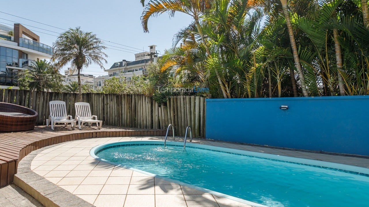 Casa para aluguel de temporada em Florianopolis (Jurerê Internacional)