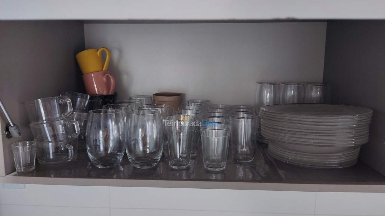 Apartamento para aluguel de temporada em Ubatuba (Praia Grande)