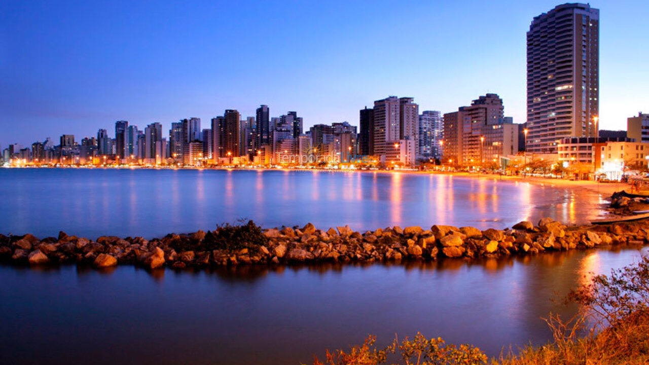 Apartamento para aluguel de temporada em Itajaí (Praia Brava)