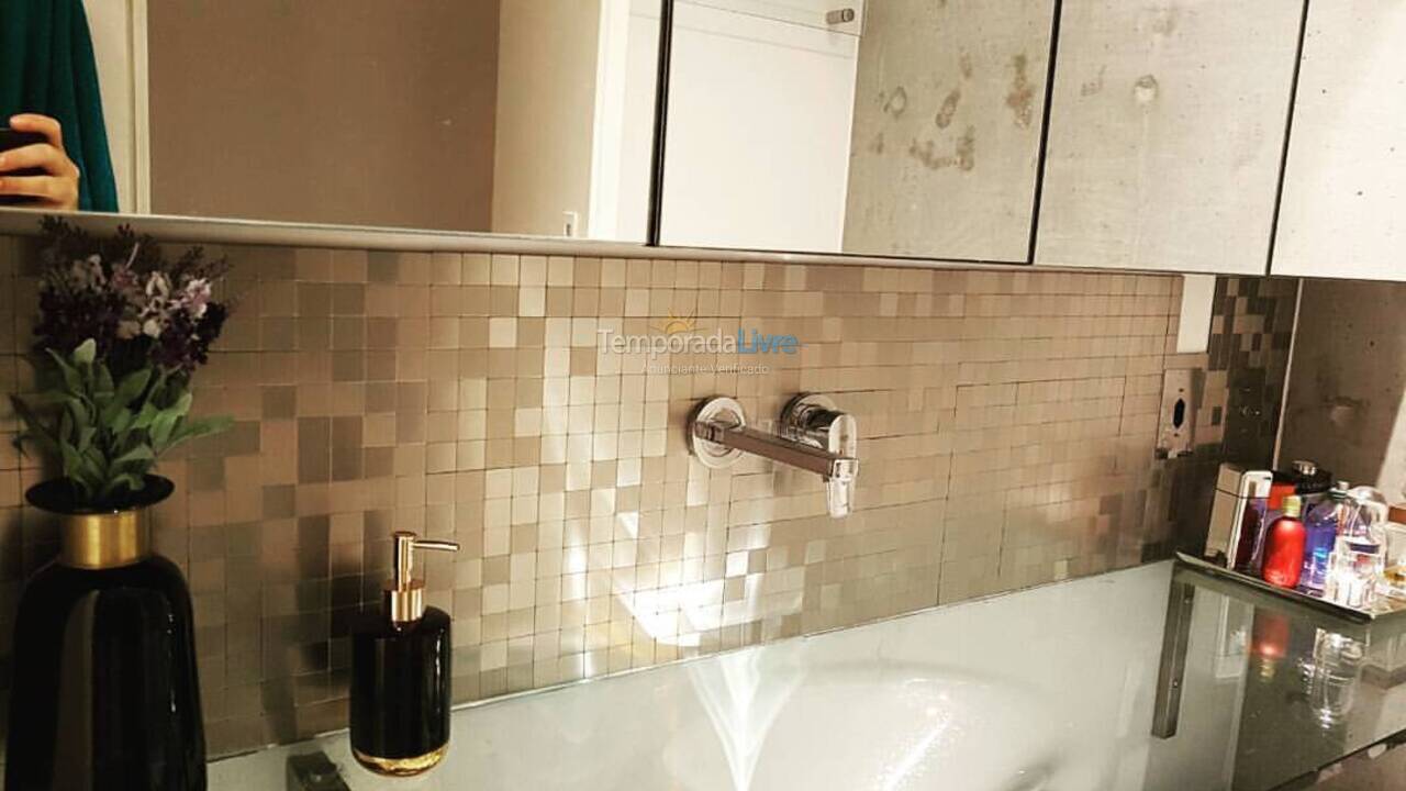 Apartamento para aluguel de temporada em Itajaí (Praia Brava)