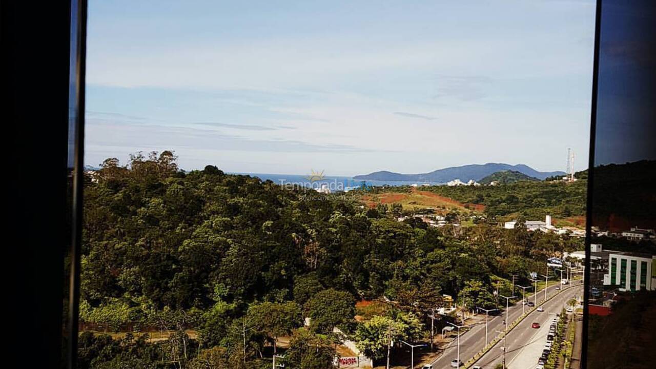 Apartamento para aluguel de temporada em Itajaí (Praia Brava)