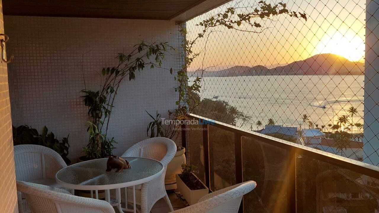 Apartamento para aluguel de temporada em Guarujá (Enseada)