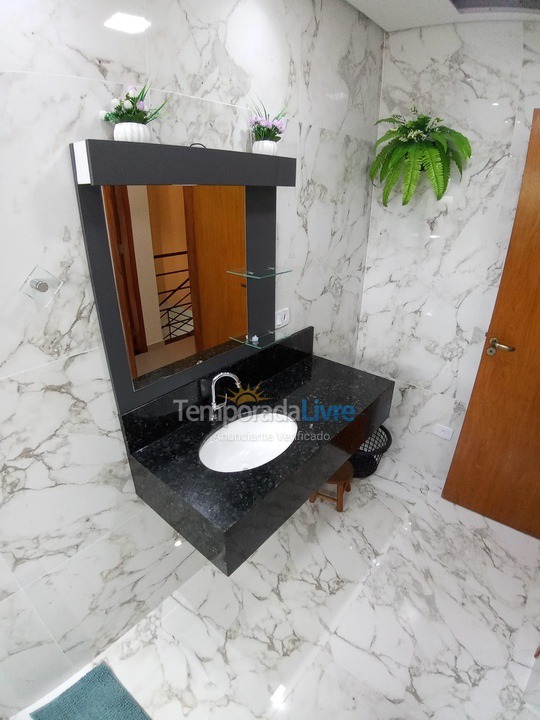 Casa para alquiler de vacaciones em Matinhos (Caiobá)