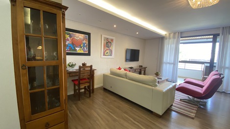 APARTAMENTO A 200 MT DEL MAR.