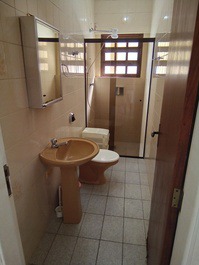 Apartamento em condomínio vista para o mar e piscina em Ubatuba