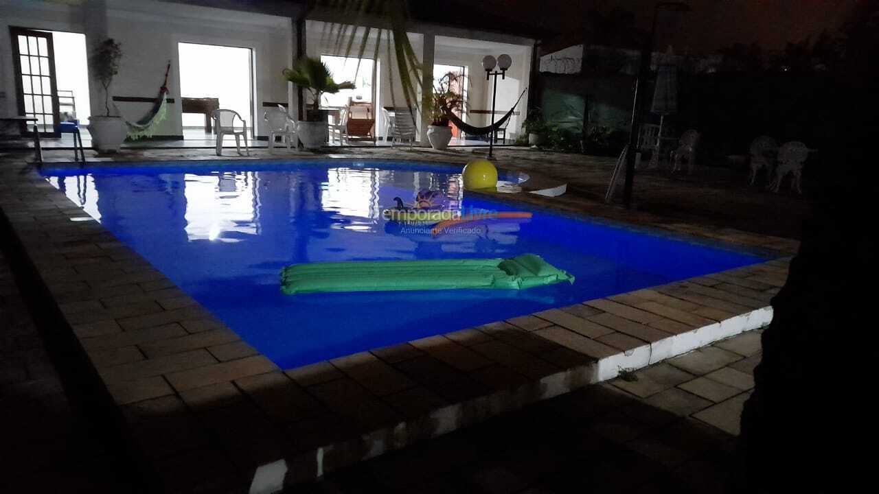 Apartamento para aluguel de temporada em Ubatuba (Itaguá)