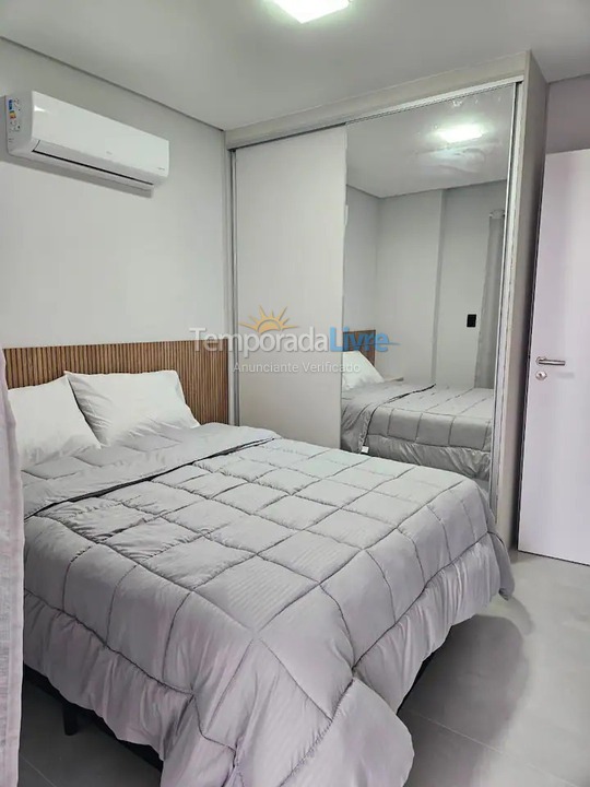 Apartamento para alquiler de vacaciones em Praia Grande (Praia do Caiçara)
