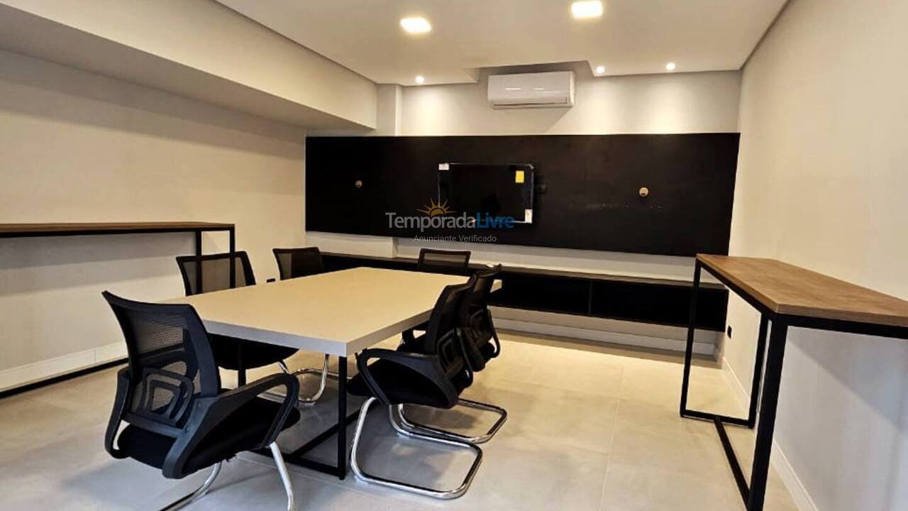 Apartamento para alquiler de vacaciones em Praia Grande (Praia do Caiçara)