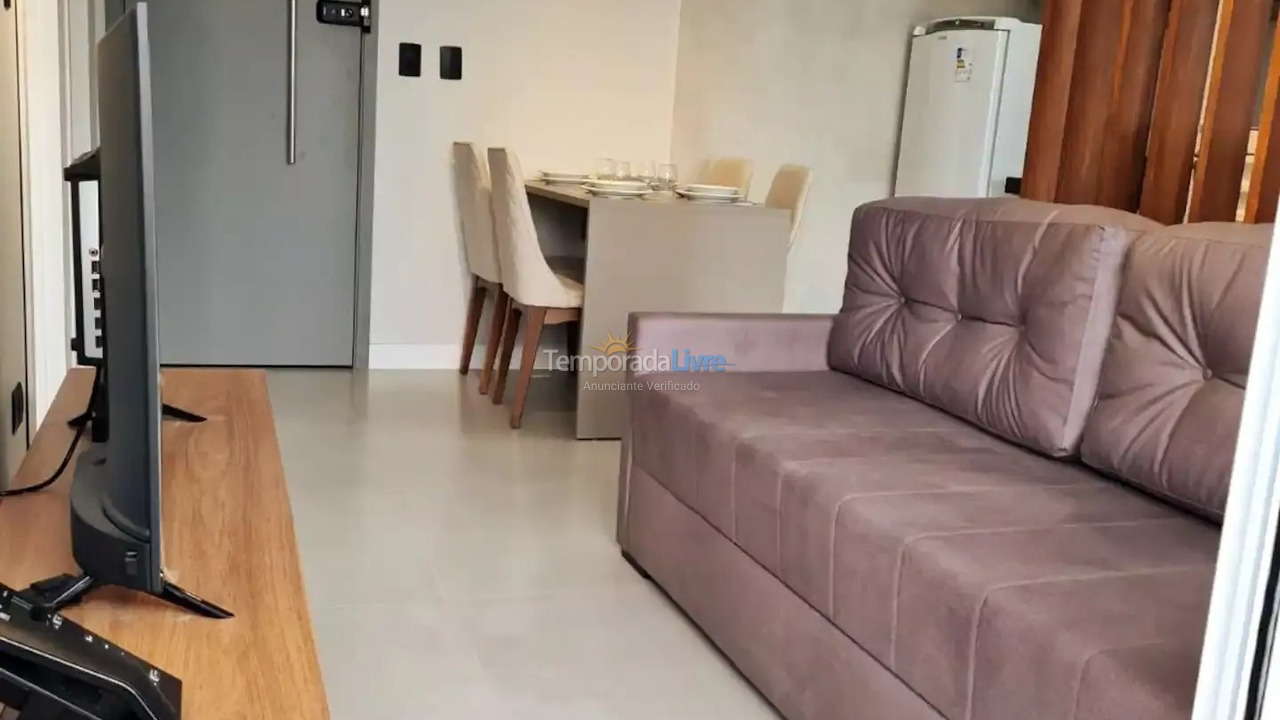 Apartamento para alquiler de vacaciones em Praia Grande (Praia do Caiçara)