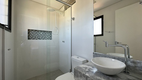 BEAUTIFUL SEA FRONT DUPLEX PENTHOUSE 09 PEOPLE - BERTIOGA