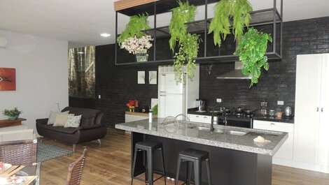 Farmhouse with fishing rights