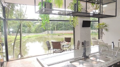 Farmhouse with fishing rights