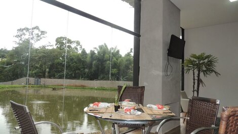 Farmhouse with fishing rights