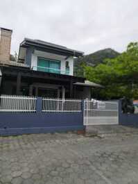 Casa de petardos / gran esquina