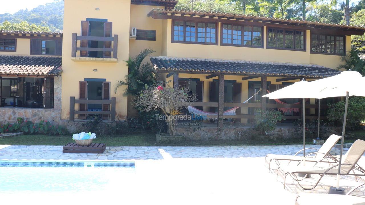 Casa para alquiler de vacaciones em Angra dos Reis (Praia Vermelha)