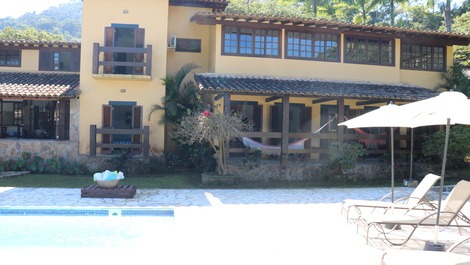 Casa em Angra dos Reis, 7 suites, piscina y amplia área de diversión