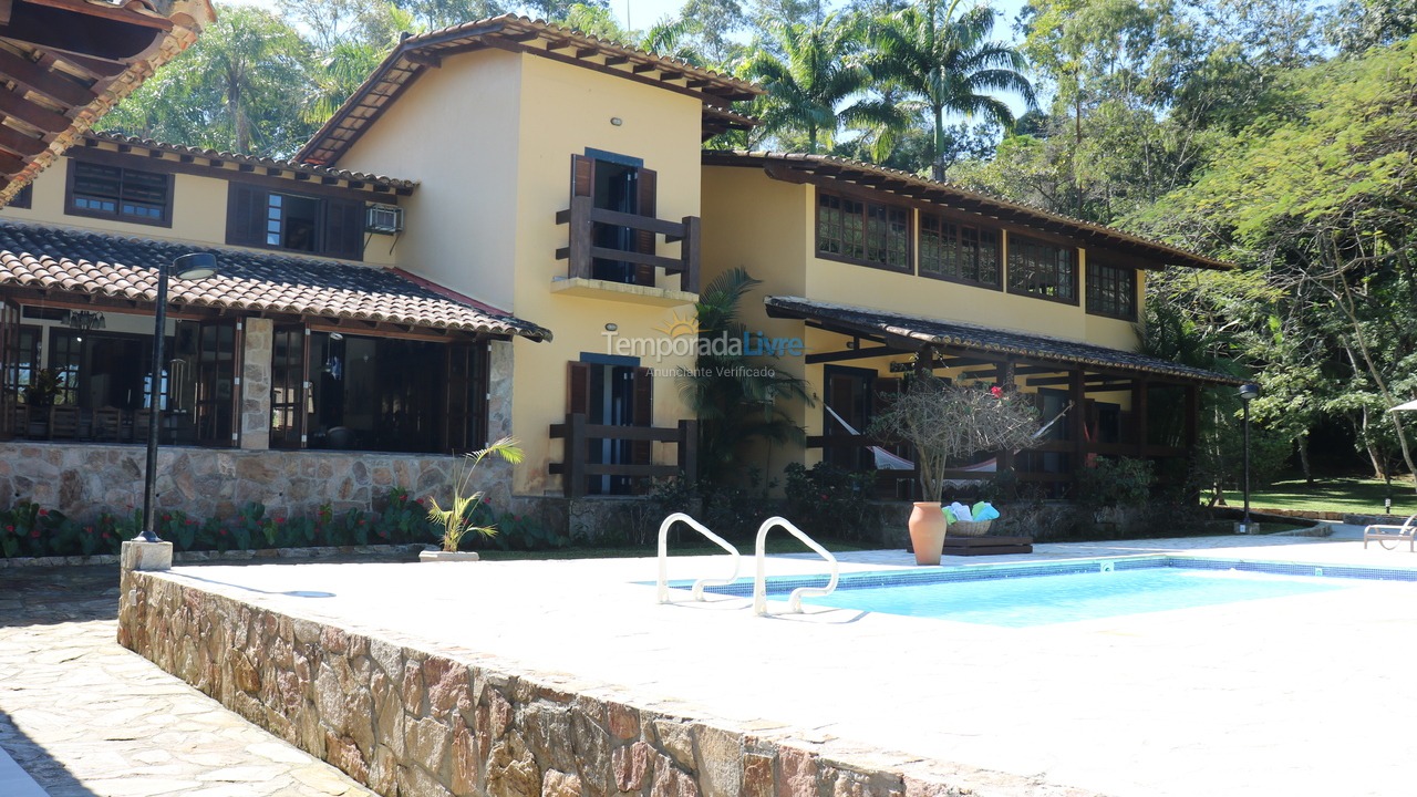 Casa para alquiler de vacaciones em Angra dos Reis (Praia Vermelha)