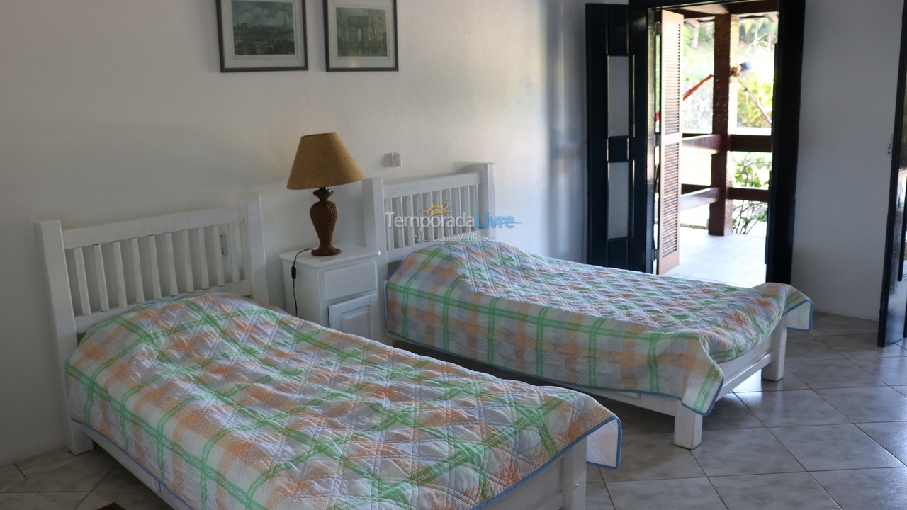 Casa para alquiler de vacaciones em Angra dos Reis (Praia Vermelha)