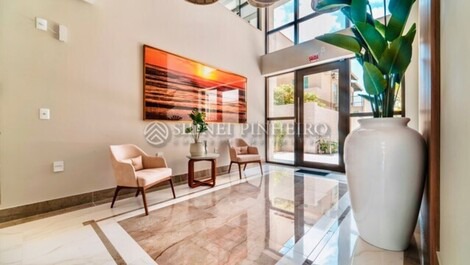 APARTAMENTO 02 DORMITÓRIOS NA PRAIA DO CENTRO COM PISCINA COLETIVA