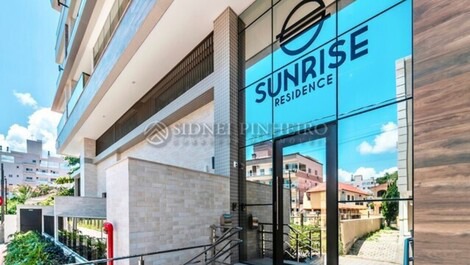 APARTAMENTO 02 DORMITÓRIOS NA PRAIA DO CENTRO COM PISCINA COLETIVA