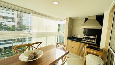 Apartamento en Alquiler en Riviera de São Lourenço