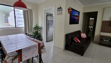 APARTAMENTO CENTRO DE BALNEARIO CAMBORIÚ 3 DORMITORIOS CON AIRE ACONDICIONADO