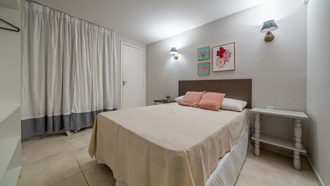 275 - Excelente apartamento de 01 dormitorio en Praia de Mariscal