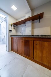 275 - Excelente apartamento de 01 dormitorio en Praia de Mariscal